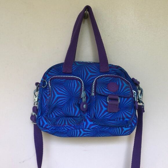 Kipling   - Picture 1 of 6